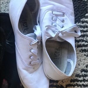 white sneakers vintage